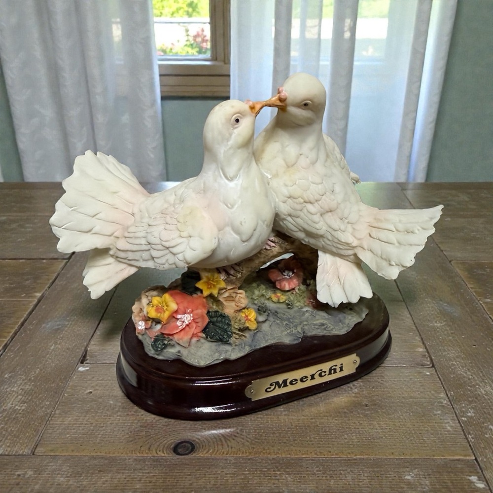 Cream Bird Figurine bird